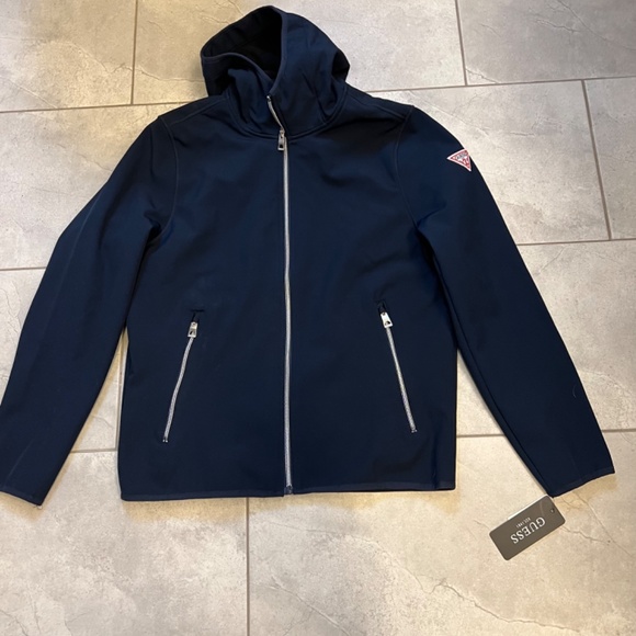 Guess soft shell jacket - Picture 2 of 8